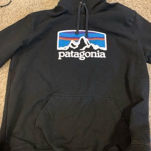 Patagonia black XL sweatshirt lightly worn